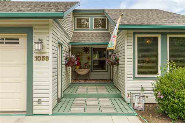 1059 12 Mile Culdesac - Photo 3