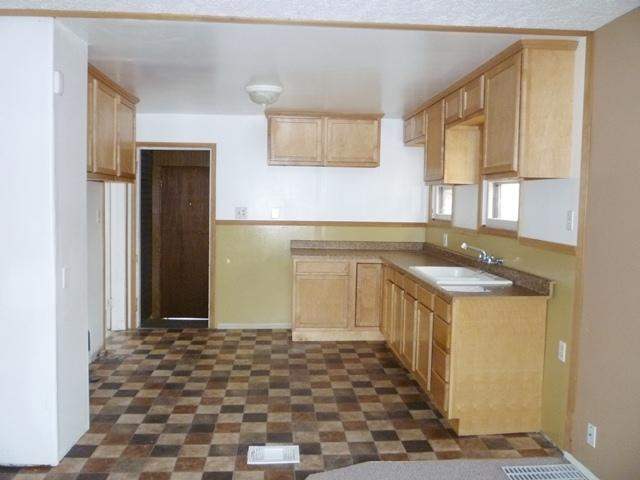 4615 N Madison St - Photo 5