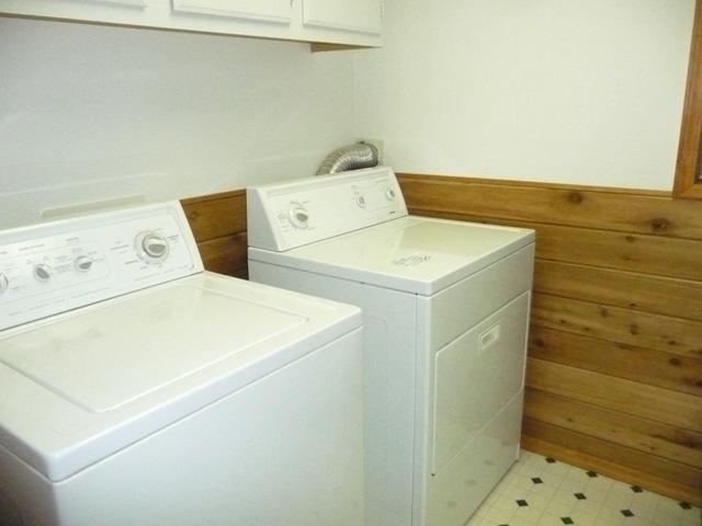 715 E Timberwood Cr. - Photo 16
