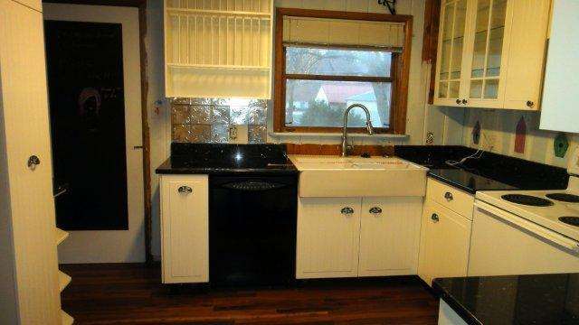 326 E 21st - Photo 5