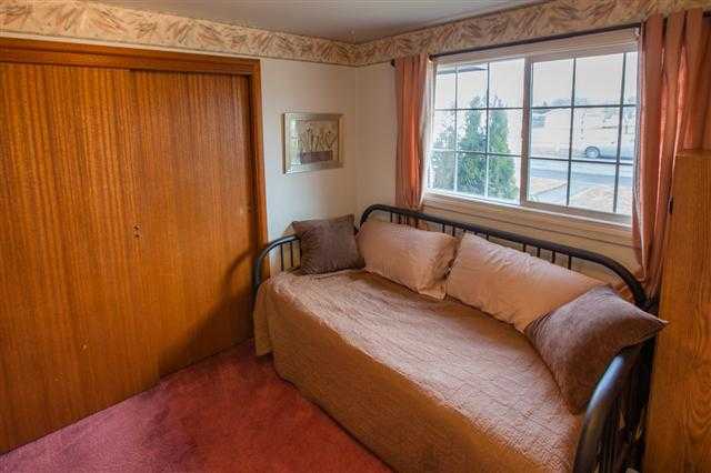 7606 E NORA Ave - Photo 11