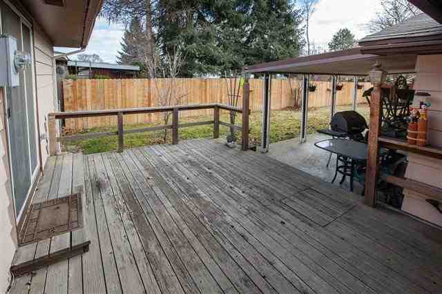 7606 E NORA Ave - Photo 18