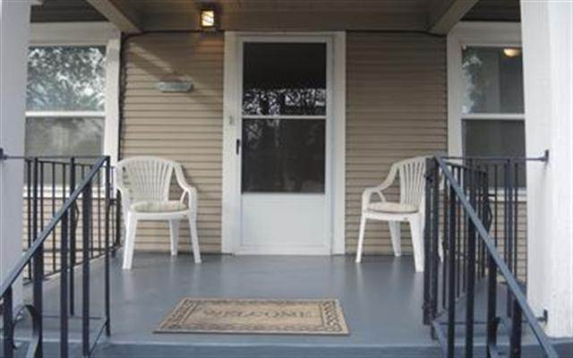 1625 E 9th - Photo 3