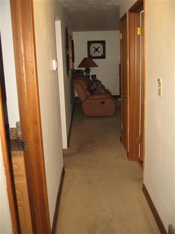 704 E Lyons - Photo 14