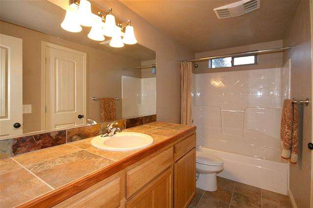 6705 E 8th Ave - Photo 14