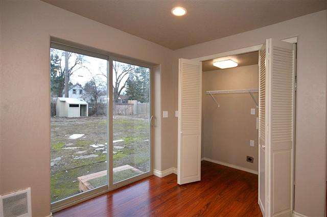 6705 E 8th Ave - Photo 8