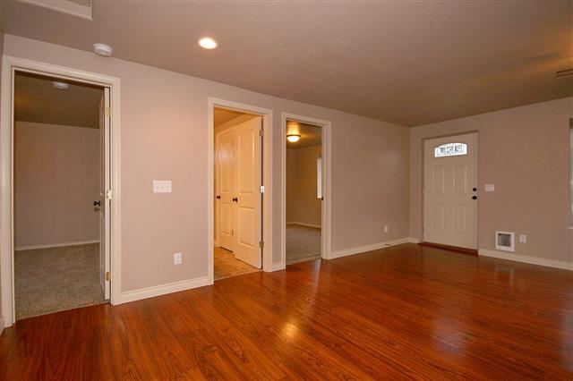 6705 E 8th Ave - Photo 9