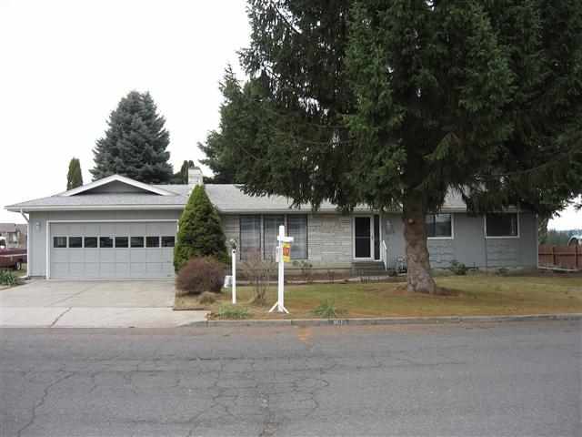5517 W Shawnee