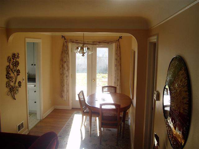 618 E 36TH Ave - Photo 4
