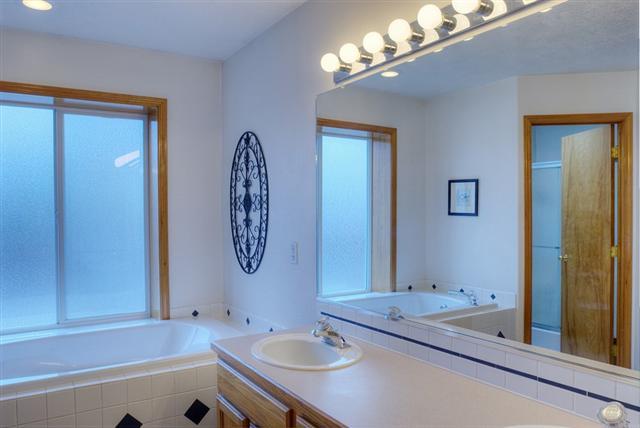 17499 N Meadowview Ln - Photo 8