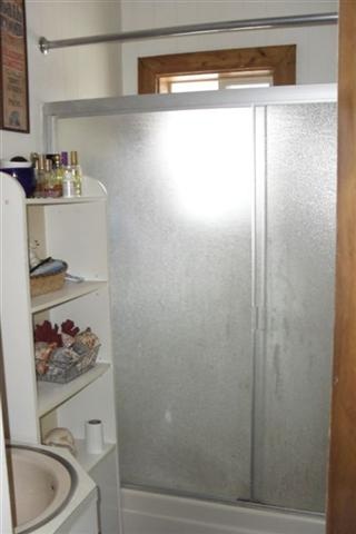 460 W 5th Ave - Photo 11