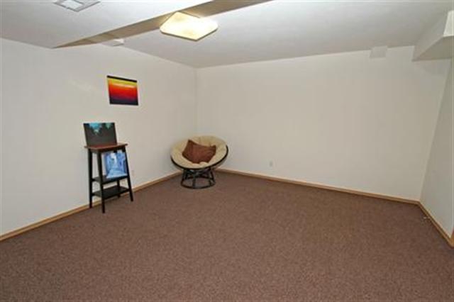 2901 E Grace Ave - Photo 13
