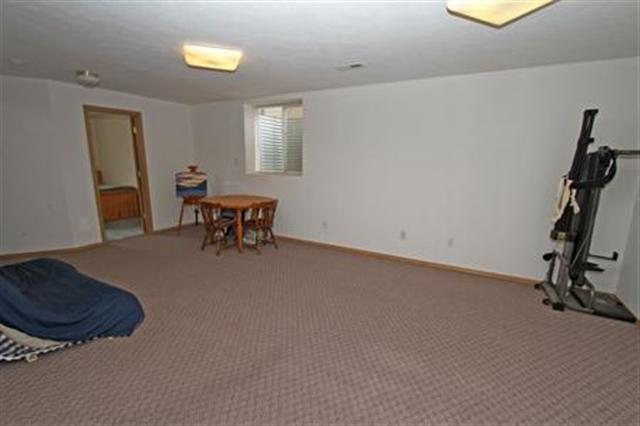 2901 E Grace Ave - Photo 14