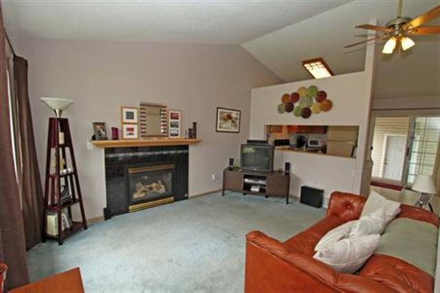 2901 E Grace Ave - Photo 4