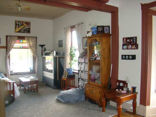 431 S Scott St - Photo 3
