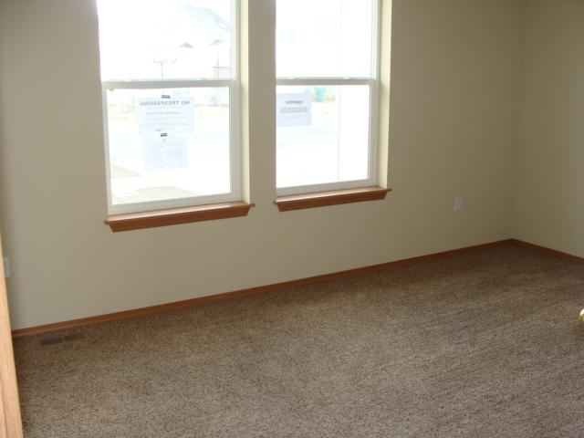 1032 S West Dr - Photo 4