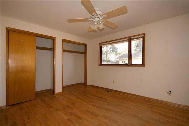 332 W Maxine Ave - Photo 11