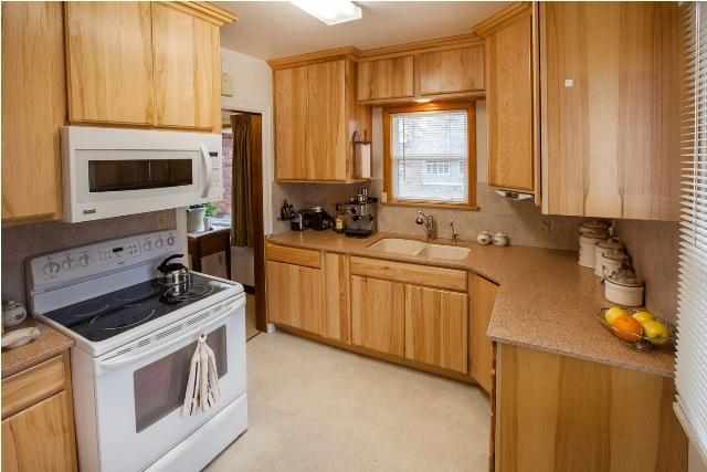 1128 W 10th Ave - Photo 5