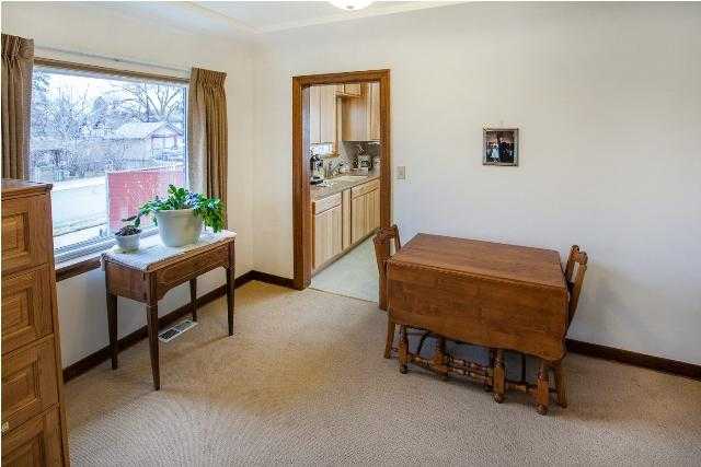 1128 W 10th Ave - Photo 9