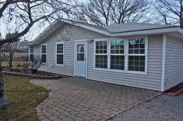 922 S Best Rd - Photo 2