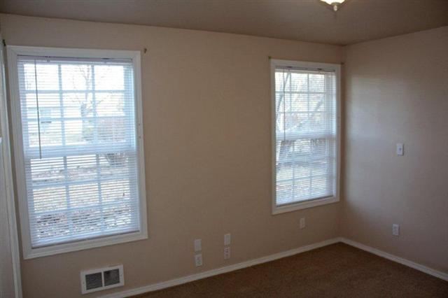 922 S Best Rd - Photo 11