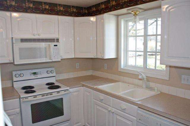 922 S Best Rd - Photo 9