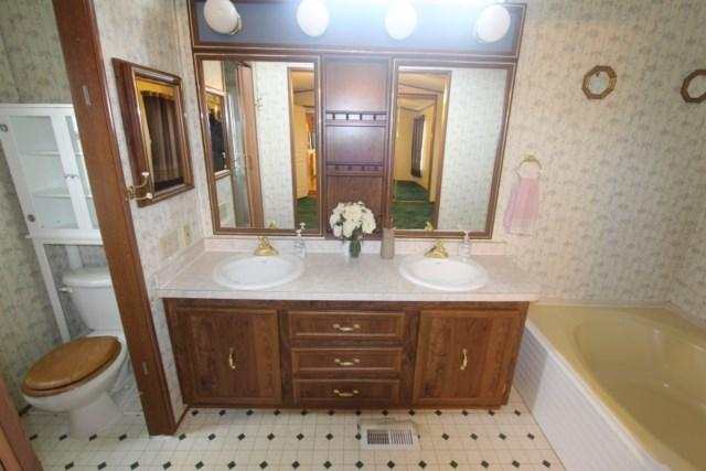 4112 E Center #61 - Photo 11