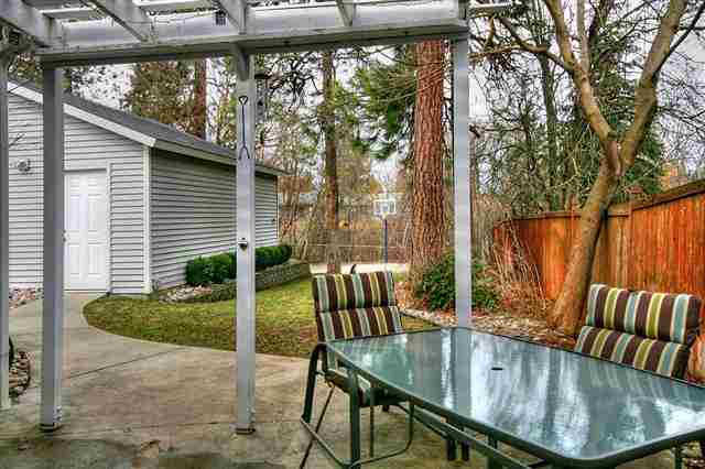 1121 E 32nd Ave - Photo 17