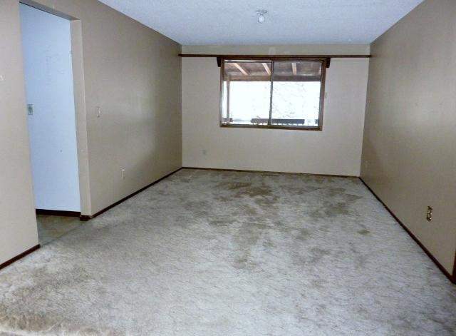1314 E EASTVIEW Drive - Photo 19