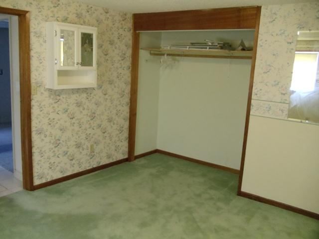 10612 E 11th Ave - Photo 6