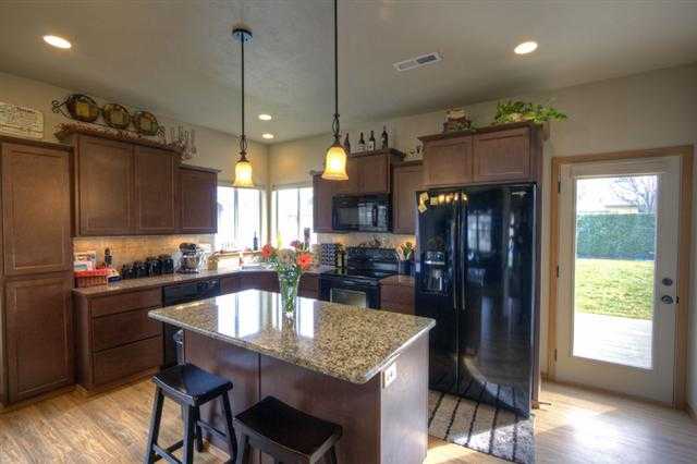 5205 N Avalon Rd. - Photo 6