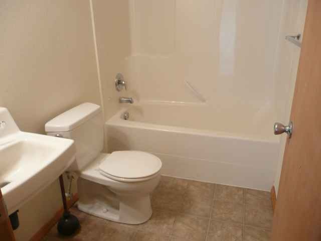 26360 Seven Mile Rd - Photo 8