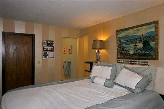 707 W 6th Ave - Photo 12