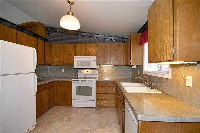 13913 E 6th Ave - Photo 6