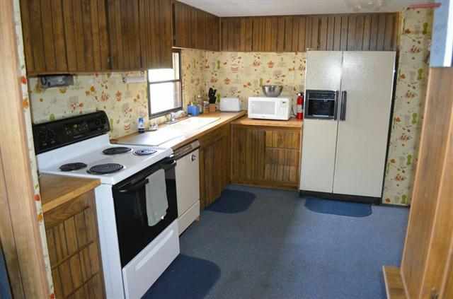 1002 Seven Bays Rd - Photo 9