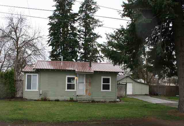8204 E Jackson - Photo 1