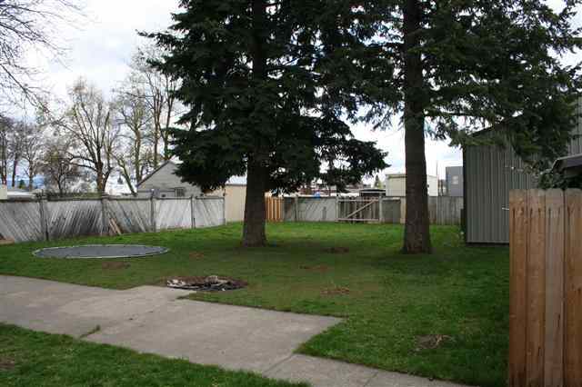 8204 E Jackson - Photo 3