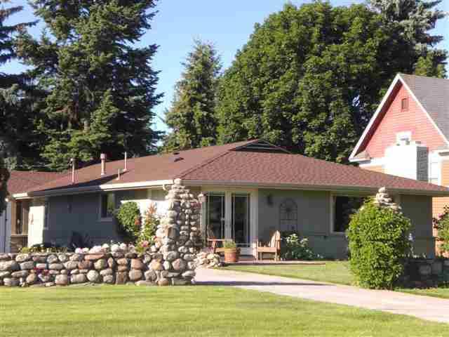2907 W SUMMIT Blvd