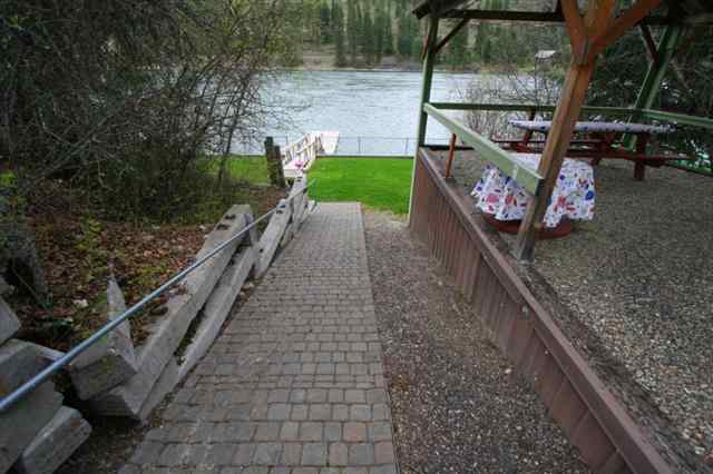172 Hazel St - Photo 7