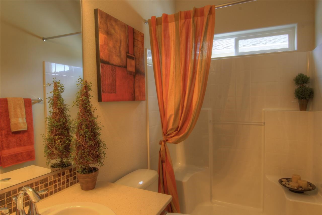2020 N Winrock St - Photo 4