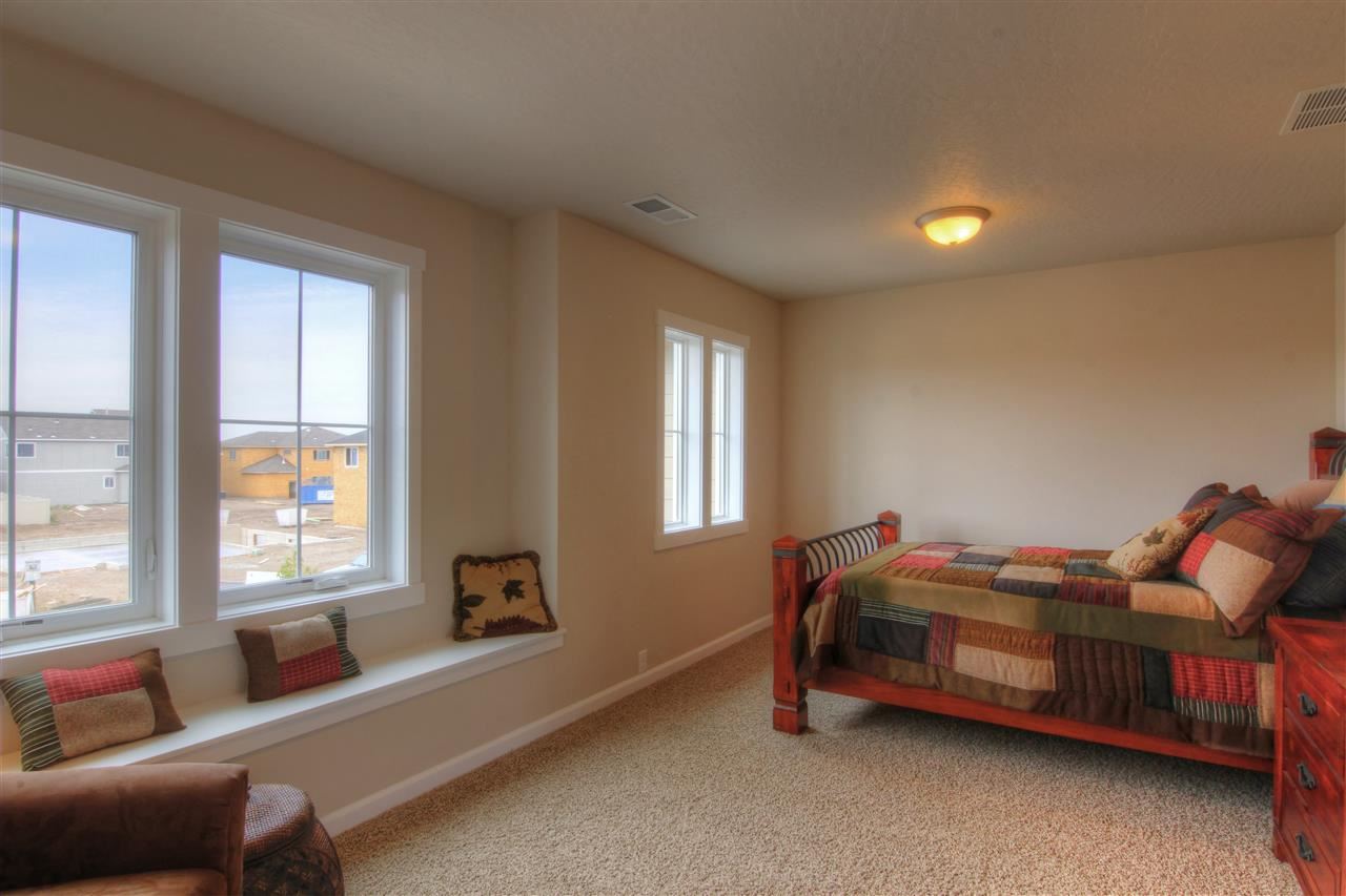 2020 N Winrock St - Photo 8