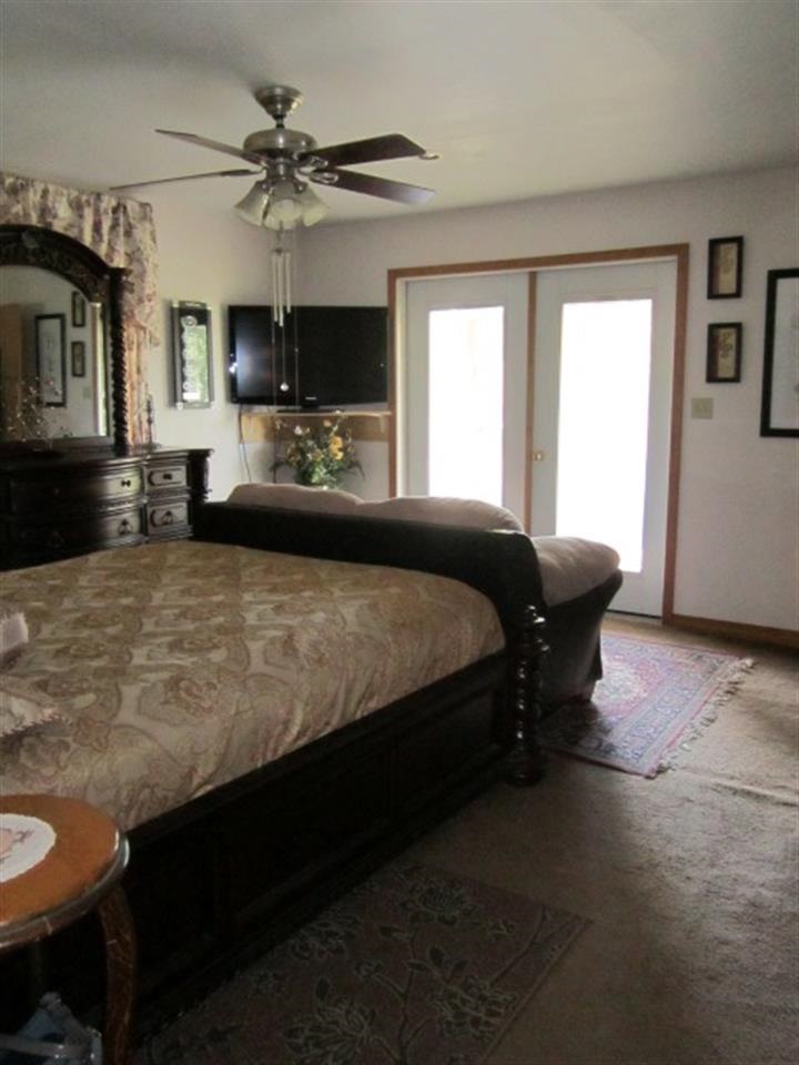 920 E Stutler Rd - Photo 11