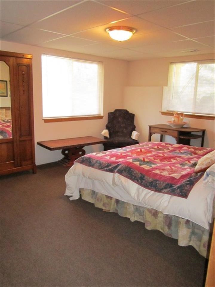 920 E Stutler Rd - Photo 12