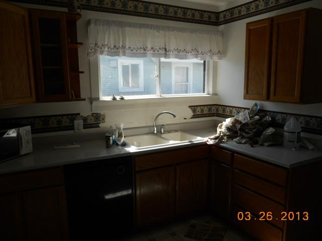 415 S Elm St - Photo 3