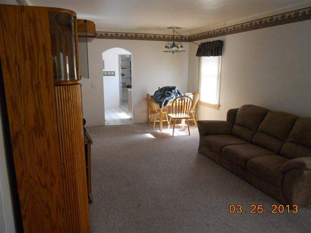 415 S Elm St - Photo 6