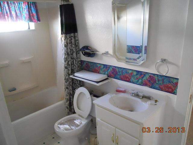 415 S Elm St - Photo 8