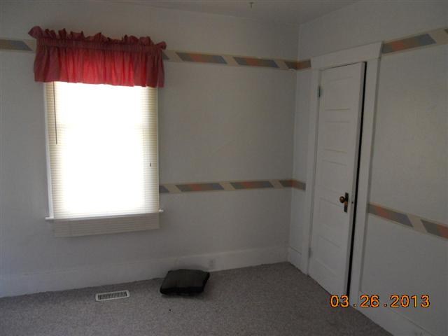 415 S Elm St - Photo 9