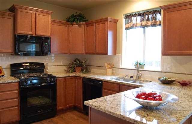 2208 S Lloyd Ct - Photo 4