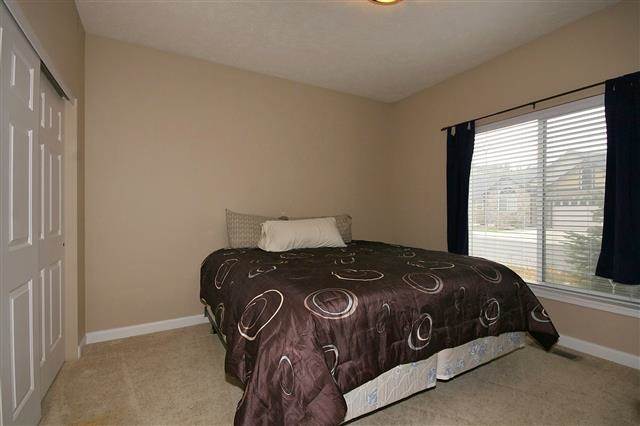 824 E Lakeview Ln - Photo 13