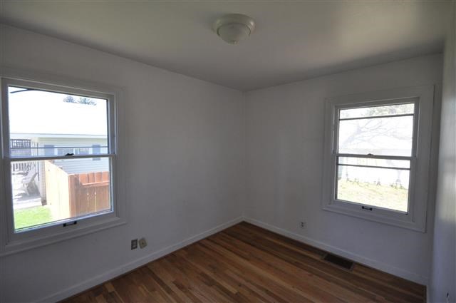 3512 W Hoffman Ave - Photo 4